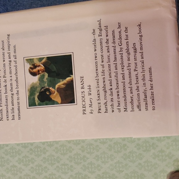 Best loved books for young readers - Picture 7 of 7